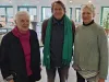 Der Lindenthaler Bezirksbürgermeister Roland Schüler (m.) mit den beiden Vorständinnen Notburga Ott und Daniela Eckstein.